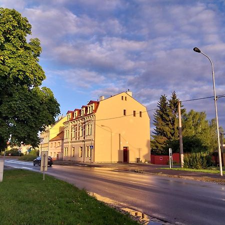 Apartmány Lenka Karlovy Vary Esterno foto